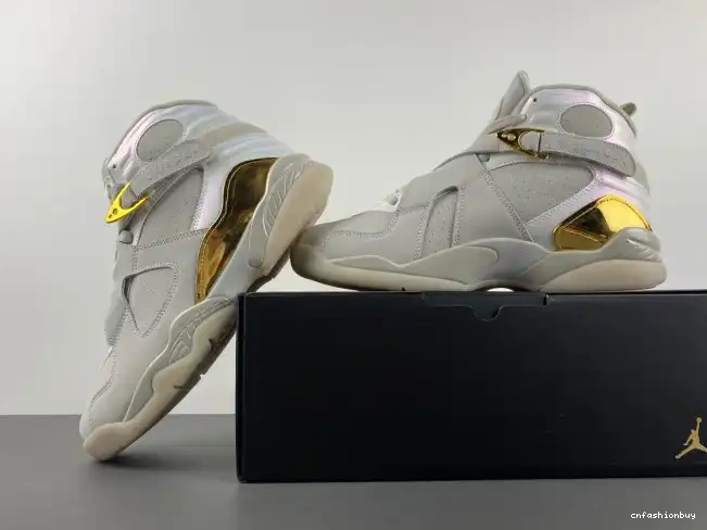 8 832821-030 Jordan Retro Champagne 0527